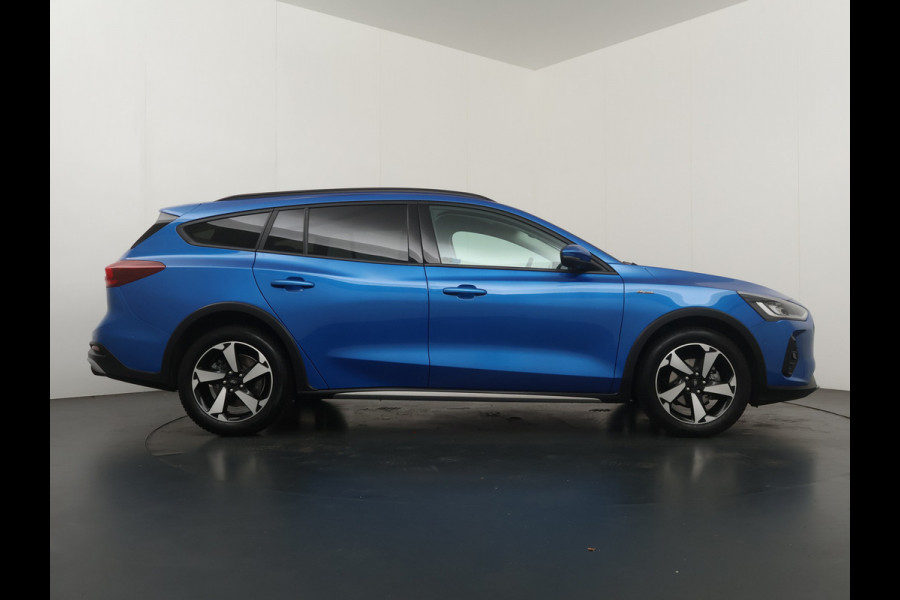 Ford FOCUS Wagon 1.0 EcoBoost Hybrid Active X - Trekhaak - All-Season banden - Camera - AppleCarplay - Android Auto - Virena Zekerheidspakket 895,-