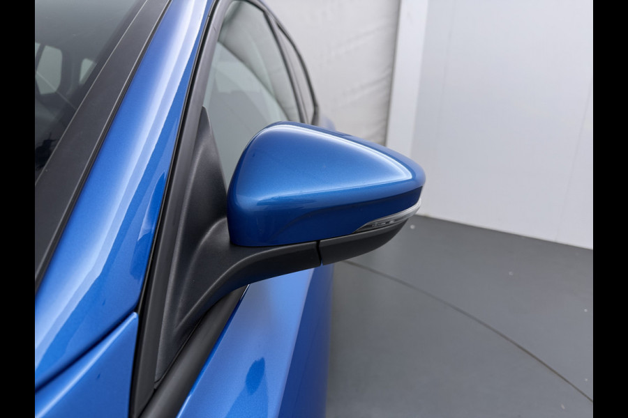 Ford FOCUS Wagon 1.0 EcoBoost Hybrid Active X - Trekhaak - All-Season banden - Camera - AppleCarplay - Android Auto - Virena Zekerheidspakket 895,-