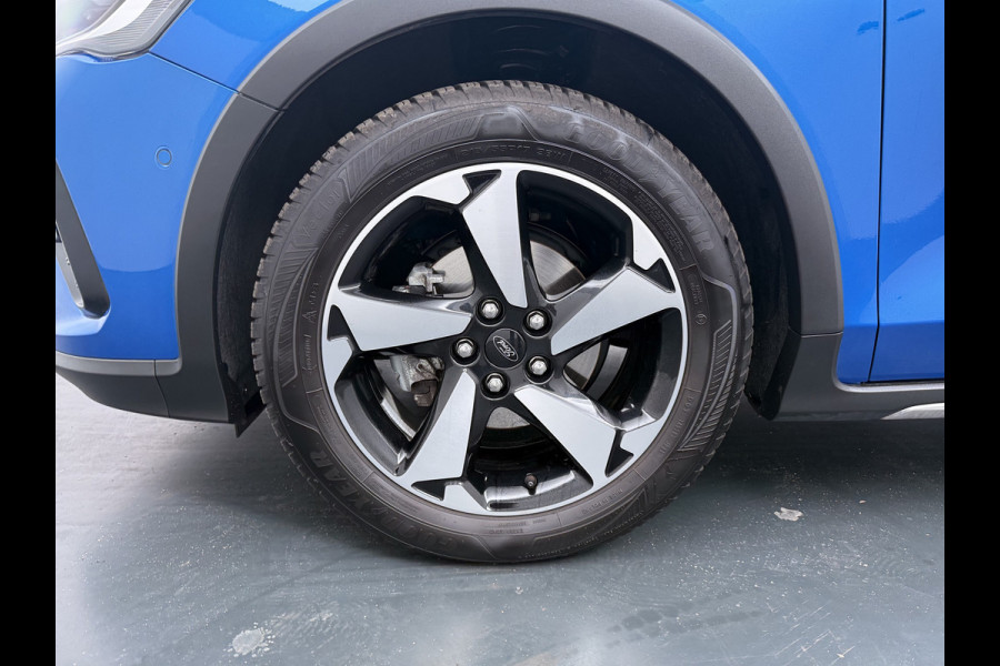 Ford FOCUS Wagon 1.0 EcoBoost Hybrid Active X - Trekhaak - All-Season banden - Camera - AppleCarplay - Android Auto - Virena Zekerheidspakket 895,-