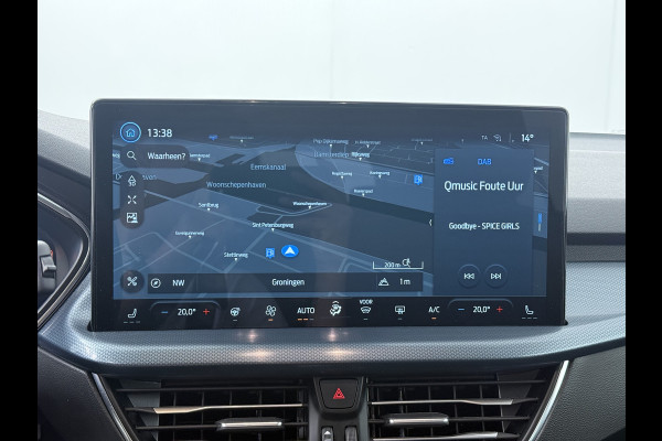 Ford FOCUS Wagon 1.0 EcoBoost Hybrid Active X - Trekhaak - All-Season banden - Camera - AppleCarplay - Android Auto - Virena Zekerheidspakket 895,-