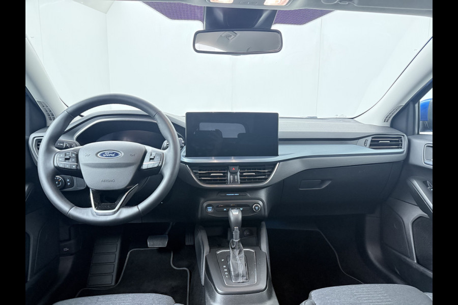 Ford FOCUS Wagon 1.0 EcoBoost Hybrid Active X - Trekhaak - All-Season banden - Camera - AppleCarplay - Android Auto - Virena Zekerheidspakket 895,-