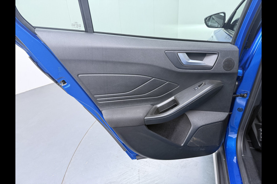 Ford FOCUS Wagon 1.0 EcoBoost Hybrid Active X - Trekhaak - All-Season banden - Camera - AppleCarplay - Android Auto - Virena Zekerheidspakket 895,-