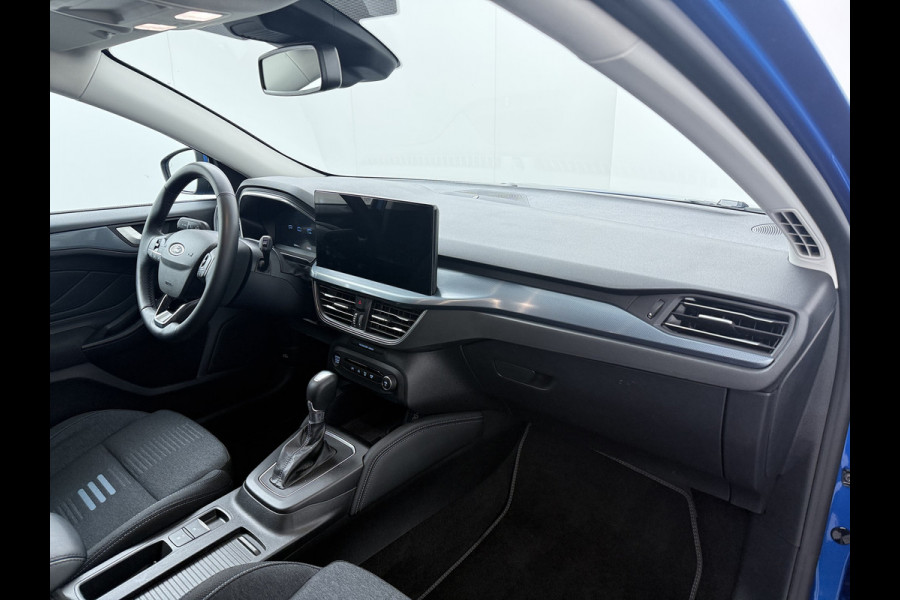 Ford FOCUS Wagon 1.0 EcoBoost Hybrid Active X - Trekhaak - All-Season banden - Camera - AppleCarplay - Android Auto - Virena Zekerheidspakket 895,-