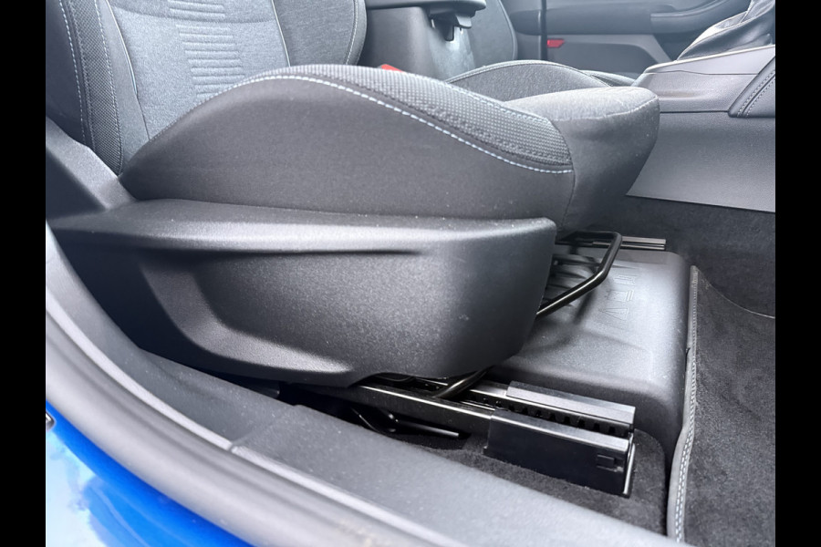 Ford FOCUS Wagon 1.0 EcoBoost Hybrid Active X - Trekhaak - All-Season banden - Camera - AppleCarplay - Android Auto - Virena Zekerheidspakket 895,-