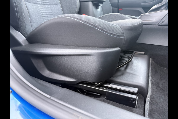 Ford FOCUS Wagon 1.0 EcoBoost Hybrid Active X - Trekhaak - All-Season banden - Camera - AppleCarplay - Android Auto - Virena Zekerheidspakket 895,-