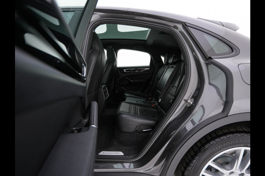 Porsche Cayenne Coupé 3.0 E-Hybrid (Plug-in) (INCL.BTW) Aut. *PANO | LEATHER | FULL-LED | SPORT-CHRONO | TOP-VIEW | ADAPTIVE-CRUISE | BOSE-SOUND | DAB+ | NAVI-FULLMAP | COMFORT-SEATS | SHIFT-PADDLES | KEYLESS | ECC | PDC | 20''ALU*