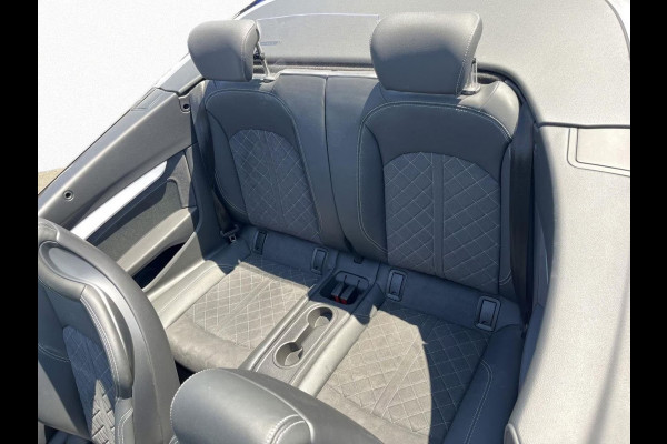 Audi A5 Cabriolet 35 Tfsi S-LINE ** LED, S-SPORTST, TREKH, MASSAGE, 20-inch LMV ** UNFALLFREI - Slechts 24.997km. (!) ** ** INFORMEER OOK NAAR ONZE AANTREKKELIJKE FINANCIAL-LEASE TARIEVEN **