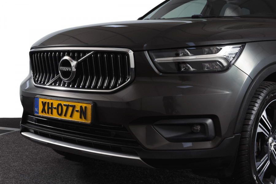 Volvo XC40 2.0 T4 190 PK Inscription Orig. NL | S/K-Panodak | Dig. Cockpit | Cruise | Winterpakket | Camera | NAV+App. Connect | ECC | Elek. Klep | Trekhaak | LM 19" |