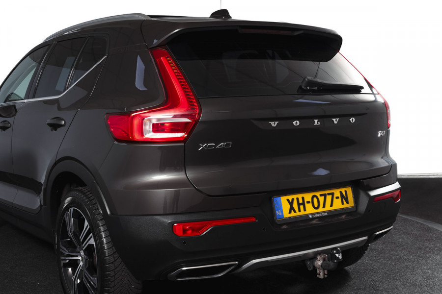 Volvo XC40 2.0 T4 190 PK Inscription Orig. NL | S/K-Panodak | Dig. Cockpit | Cruise | Winterpakket | Camera | NAV+App. Connect | ECC | Elek. Klep | Trekhaak | LM 19" |