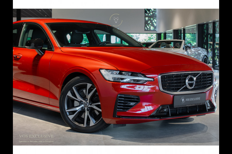 Volvo S60 2.0 T6 AWD Twin Engine R-Design Harman-Kardon|ACC|Keyless|18"|Verw-sportstoelen|Camera|Aut8