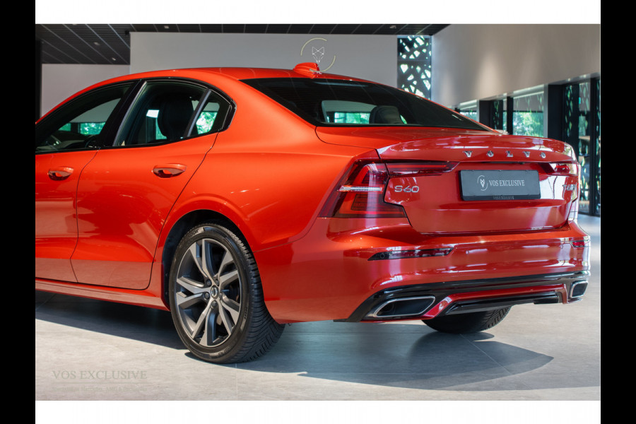 Volvo S60 2.0 T6 AWD Twin Engine R-Design Harman-Kardon|ACC|Keyless|18"|Verw-sportstoelen|Camera|Aut8