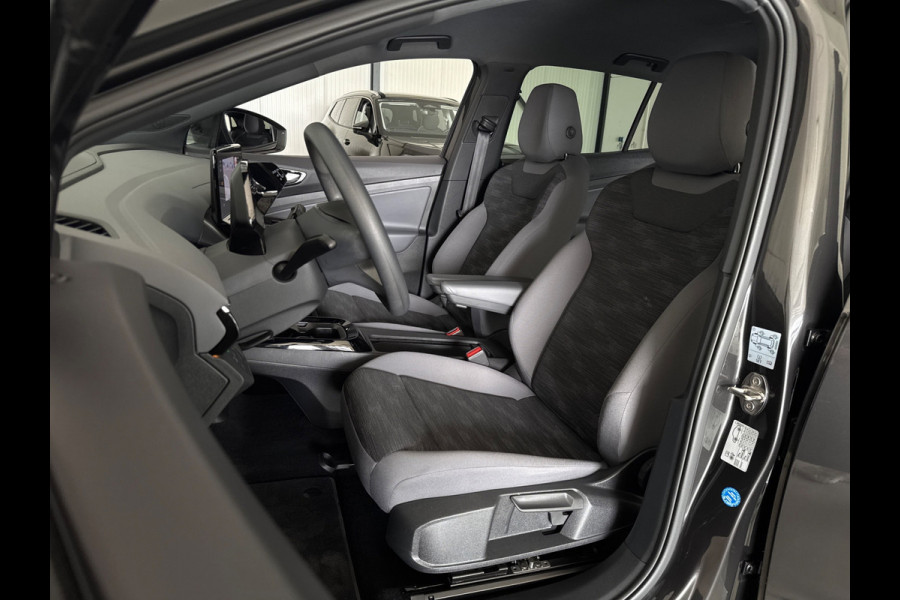 Volkswagen ID.4 Pure 52 kWh 150pk NAVI/CARPLAY/IQ.LIGHT