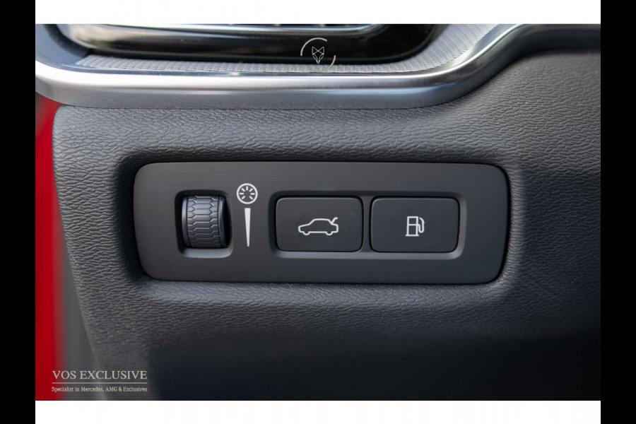 Volvo S60 2.0 T6 AWD Twin Engine R-Design Harman-Kardon|ACC|Keyless|18"|Verw-sportstoelen|Camera|Aut8