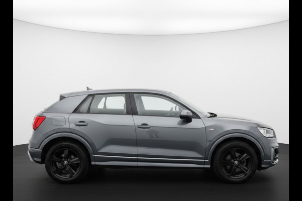 Audi Q2 35 TFSI 150PK S-LINE EDITION NAVI/PDC/HALF-LEDER