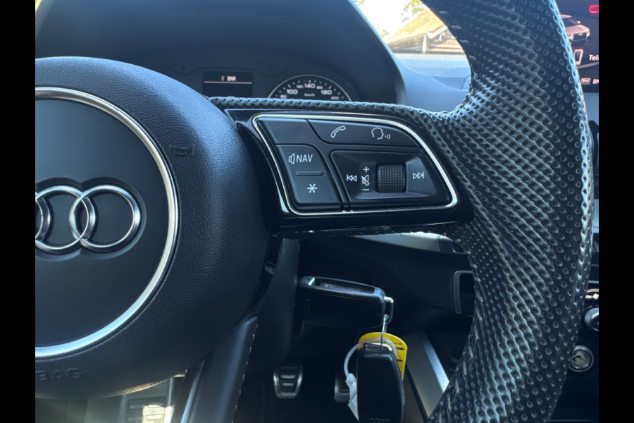 Audi Q2 35 TFSI 150PK S-LINE EDITION NAVI/PDC/HALF-LEDER