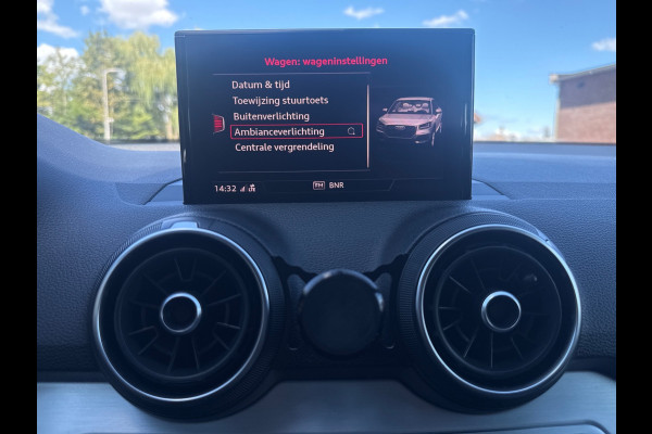 Audi Q2 35 TFSI 150PK S-LINE EDITION NAVI/PDC/HALF-LEDER