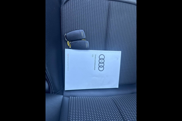 Audi Q2 35 TFSI 150PK S-LINE EDITION NAVI/PDC/HALF-LEDER