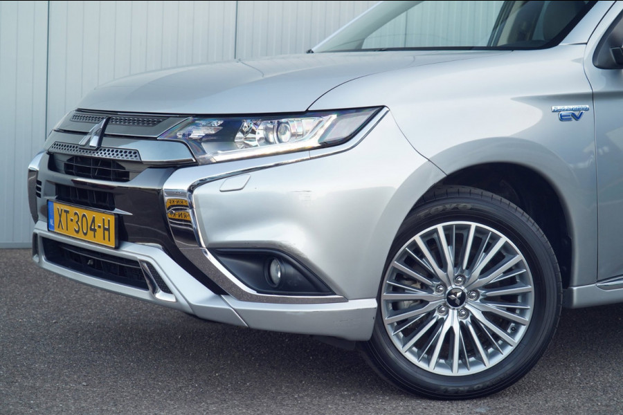 Mitsubishi Outlander 2.4 PHEV Pure+ / 18 Inch / 119dkm NAP / Carplay / Camera / NL-Auto