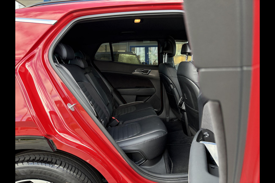 Kia Sportage 1.6 T-GDi Plug-in Hybrid AWD GT-Line | Trekhaak | Standkachel | Stoelverwarming & Ventilatie | 360 camera | Harman Kardon |