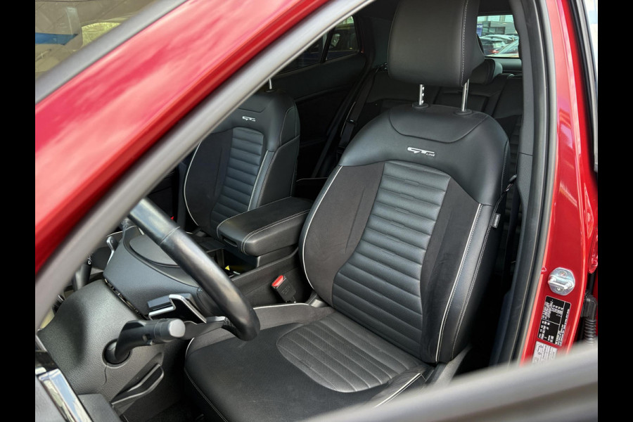 Kia Sportage 1.6 T-GDi Plug-in Hybrid AWD GT-Line | Trekhaak | Standkachel | Stoelverwarming & Ventilatie | 360 camera | Harman Kardon |