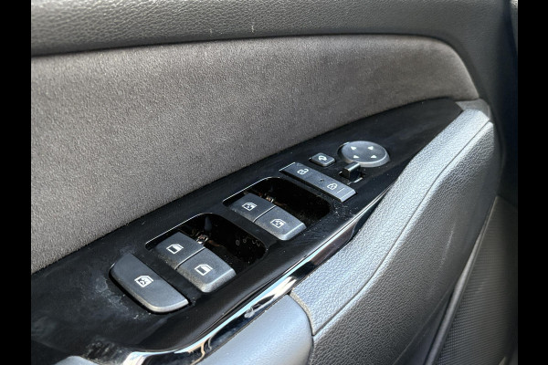 Kia Sportage 1.6 T-GDi Plug-in Hybrid AWD GT-Line | Trekhaak | Standkachel | Stoelverwarming & Ventilatie | 360 camera | Harman Kardon |