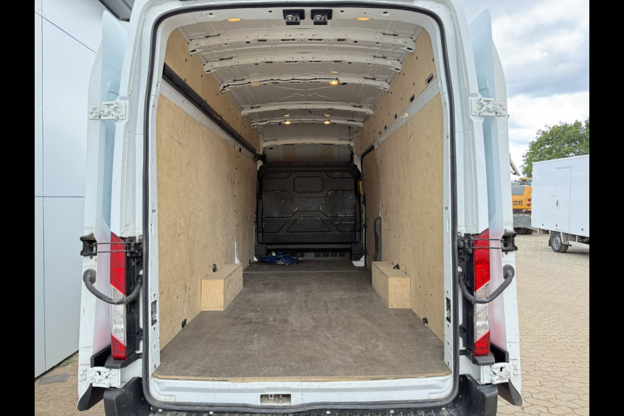 Ford E-Transit 68kWh L4H3 316km WLTP BEV Snelladen Carplay Climate control 360° camera Parkeersensoren v+a Stoelverwarming