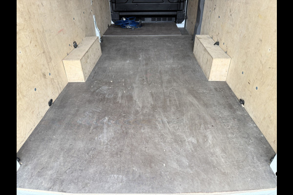 Ford E-Transit 68kWh L4H3 316km WLTP BEV Snelladen Carplay Climate control 360° camera Parkeersensoren v+a Stoelverwarming