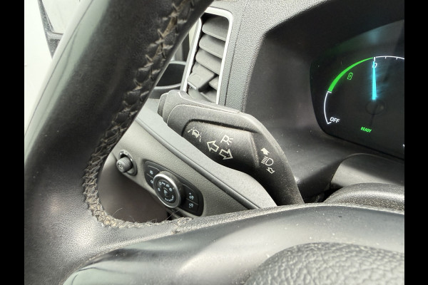 Ford E-Transit 68kWh L4H3 316km WLTP BEV Snelladen Carplay Climate control 360° camera Parkeersensoren v+a Stoelverwarming