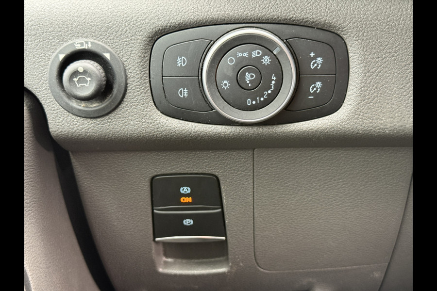 Ford E-Transit 68kWh L4H3 316km WLTP BEV Snelladen Carplay Climate control 360° camera Parkeersensoren v+a Stoelverwarming