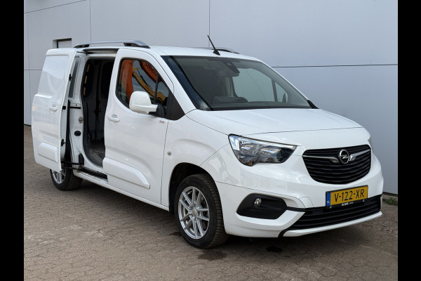 Opel Combo 1.5D 130PK Automaat L1 Climate Control Cruise Control Carplay Parkeersensoren Achter Trekhaak Camera