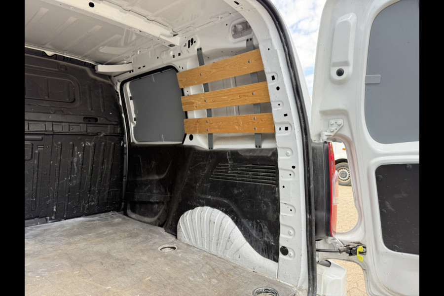 Opel Combo 1.5D 130PK Automaat L1 Climate Control Cruise Control Carplay Parkeersensoren Achter Trekhaak Camera