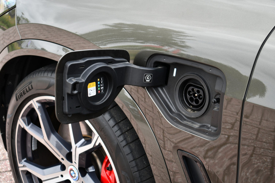 BMW X5 xDrive45e M-Sport Pano ACC Trekh HUD H/K Laser-LED