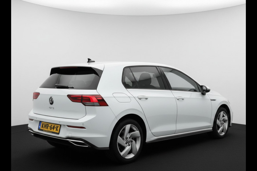 Volkswagen Golf GTE 245PK HYBRID SPORT CARPLAY/ACC/SFEERVERL/STUURVERW.