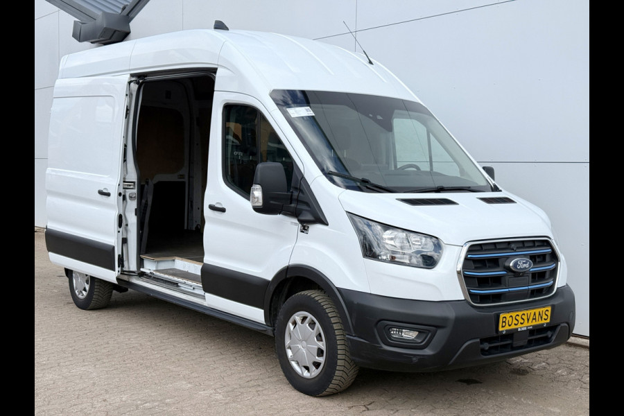 Ford E-Transit 68kWh 184PK L3H3 317km WLTP 98.5% (SOH) BEV Snelladen 360° Camera Climate Control Cruise Control Navigatie Carplay Parkeersensoren voor achter