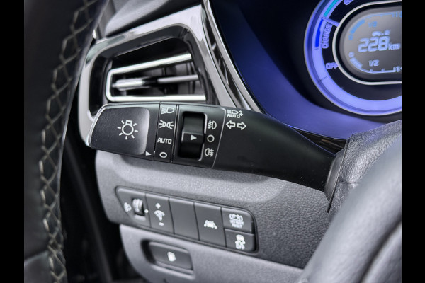 Kia Niro 1.6 GDi Hybrid DynamicLine - Navigatie - achteruitrijcamera -  Virena Zekerheidspakket 895 ,- BOVAG Garantie - Fabrieksgarantie T/M 2028