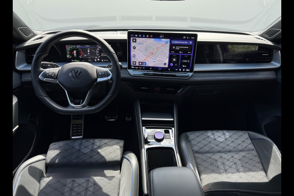 Volkswagen Tayron 1.5 eHybrid DSG R-LINE SPORT 360° CAMERA/HARMAN-KARDON/TREKHAAK