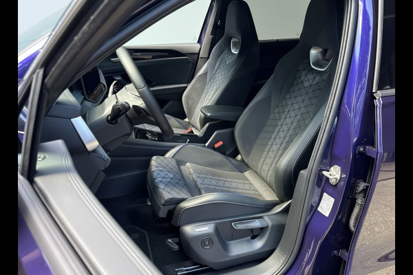 Volkswagen Tayron 1.5 eHybrid DSG R-LINE SPORT 360° CAMERA/HARMAN-KARDON/TREKHAAK