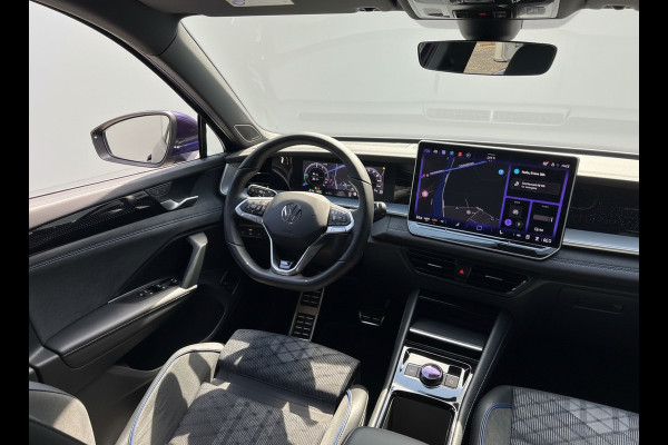 Volkswagen Tayron 1.5 eHybrid DSG R-LINE SPORT 360° CAMERA/HARMAN-KARDON/TREKHAAK