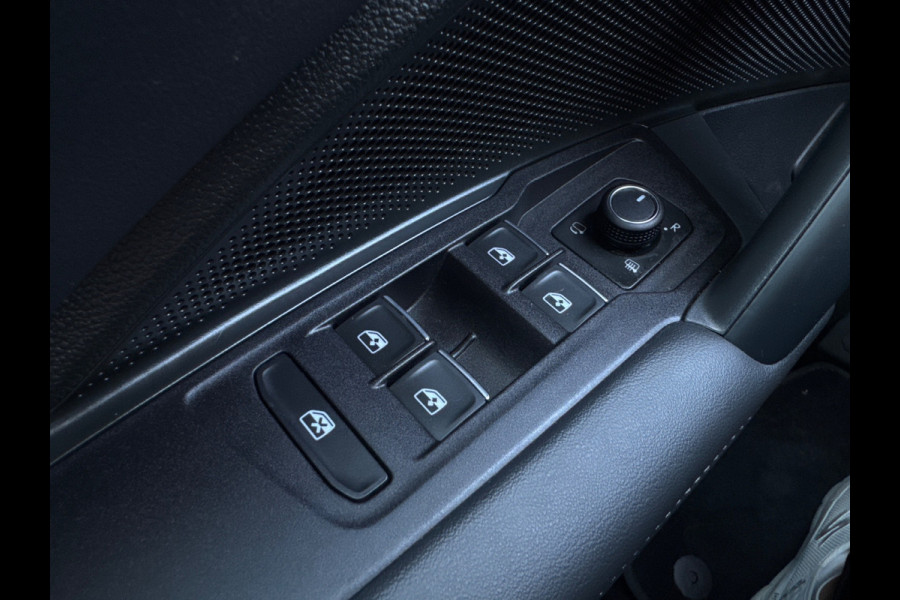 Volkswagen Tayron 1.5 eHybrid [PHEV] 204PK ELEGANCE 360°CAMERA/TREKHAAK//ELEKTR.KLEP ***