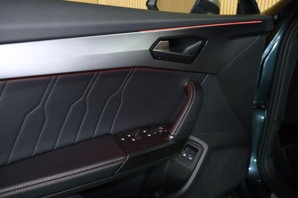 CUPRA Formentor 1.4 e-Hybrid Adrenaline AVM CARPLAY NAVI PANO MEMORY VIRTUAL CAMERA SFEER "23