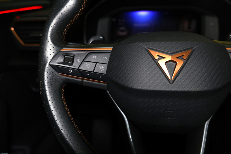 CUPRA Formentor 1.4 e-Hybrid Adrenaline AVM CARPLAY NAVI PANO MEMORY VIRTUAL CAMERA SFEER "23