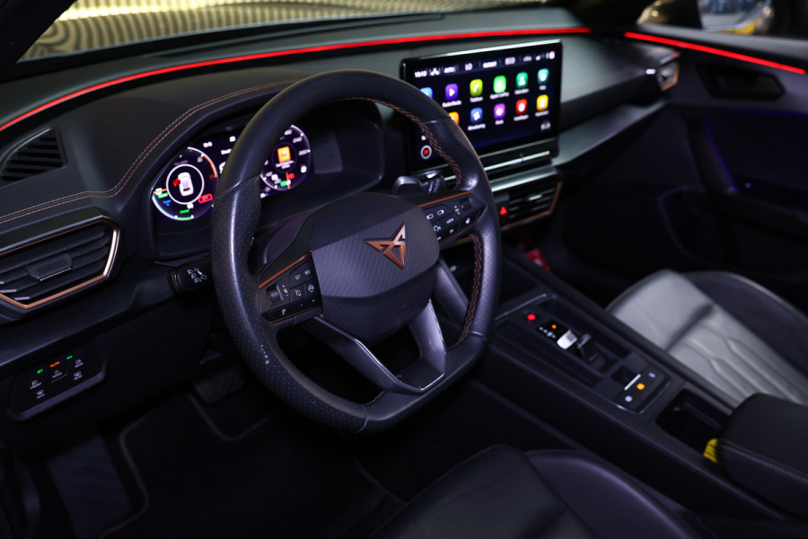 CUPRA Formentor 1.4 e-Hybrid Adrenaline AVM CARPLAY NAVI PANO MEMORY VIRTUAL CAMERA SFEER "23