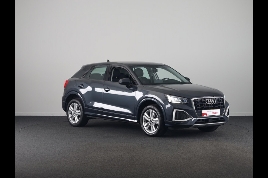 Audi Q2 35 TFSI Business Edition 150pk | Climatronic | Apple Carplay/Android Auto | Cuise control | LED koplampen | Lichtmetalen velgen 17" | Navigatiesysteem full map