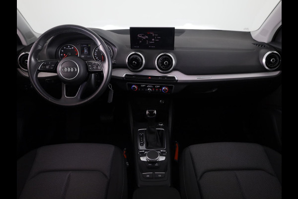 Audi Q2 35 TFSI Business Edition 150pk | Climatronic | Apple Carplay/Android Auto | Cuise control | LED koplampen | Lichtmetalen velgen 17" | Navigatiesysteem full map