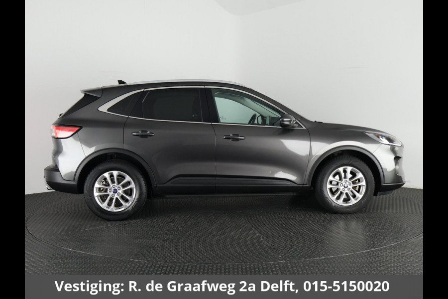 Ford Kuga 1.5 EcoBoost Titanium | Stuur-& Stoelverwarming | Navigatie | Trekhaak | Camera | Climate Control |