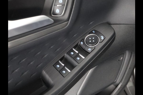 Ford Kuga 1.5 EcoBoost Titanium | Stuur-& Stoelverwarming | Navigatie | Trekhaak | Camera | Climate Control |