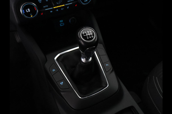 Ford Kuga 1.5 EcoBoost Titanium | Stuur-& Stoelverwarming | Navigatie | Trekhaak | Camera | Climate Control |