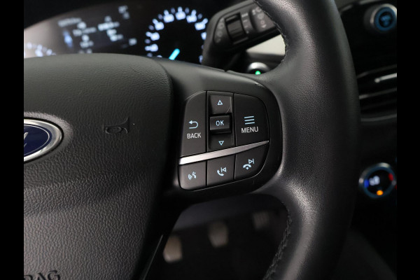 Ford Kuga 1.5 EcoBoost Titanium | Stuur-& Stoelverwarming | Navigatie | Trekhaak | Camera | Climate Control |