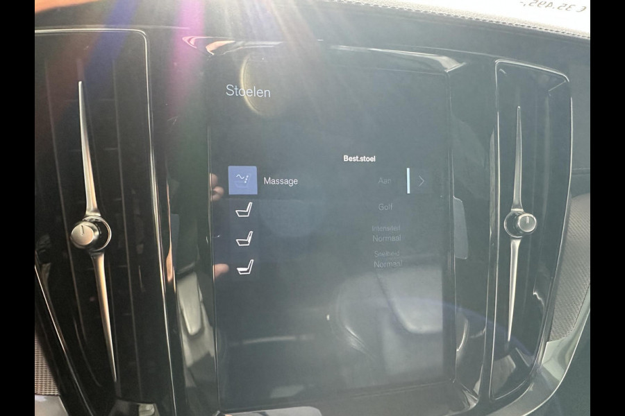 Volvo V60 2.0 T8 Twin Engine AWD R-Design | SOH: 94,3% | Pano | H&K | Luxury Line | HUD | Massage & Memory Leder |