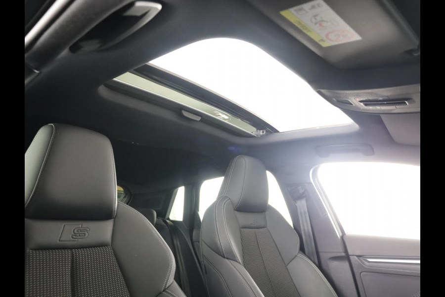 Audi A3 Sportback 30 TFSI S edition 116 pk S-tronic | Verlengde garantie | Navigatie | Panoramadak | Parkeersensoren (Park assist) | Achteruitrijcamera | S-Line |